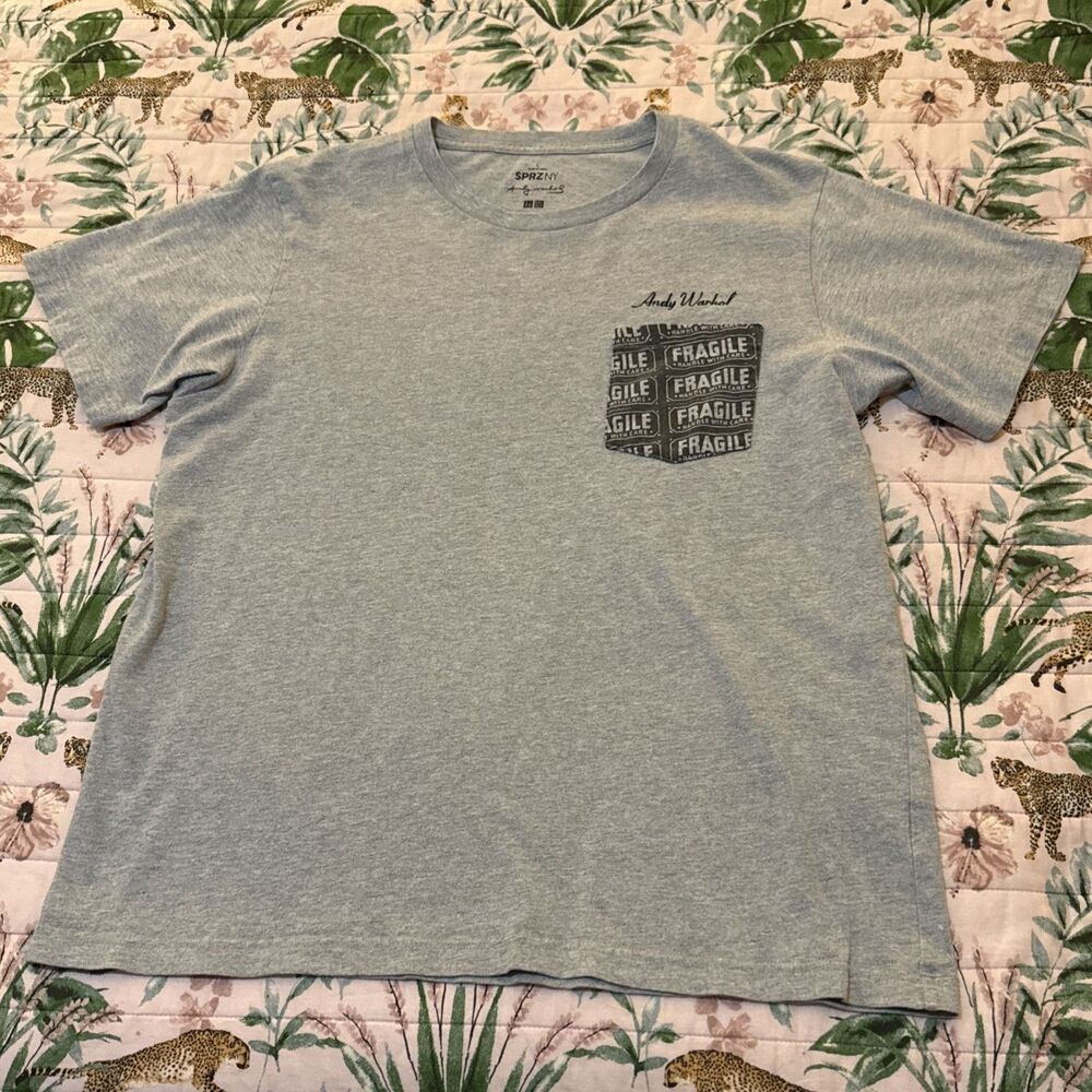 Andy Warhol UNIQLO SPRZ NY Moma NY "FRAGILE" Pocket  MEN'S T-SHIRT Size Large